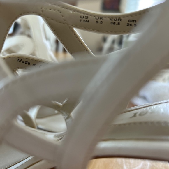 Naturalizer Danya Platform Dress Sandal 7.5 - Picture 12 of 13